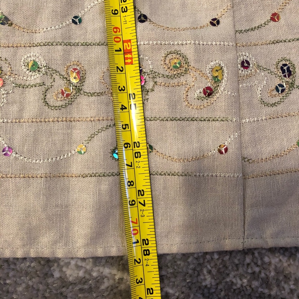 Skirt - Picture 2 of 3